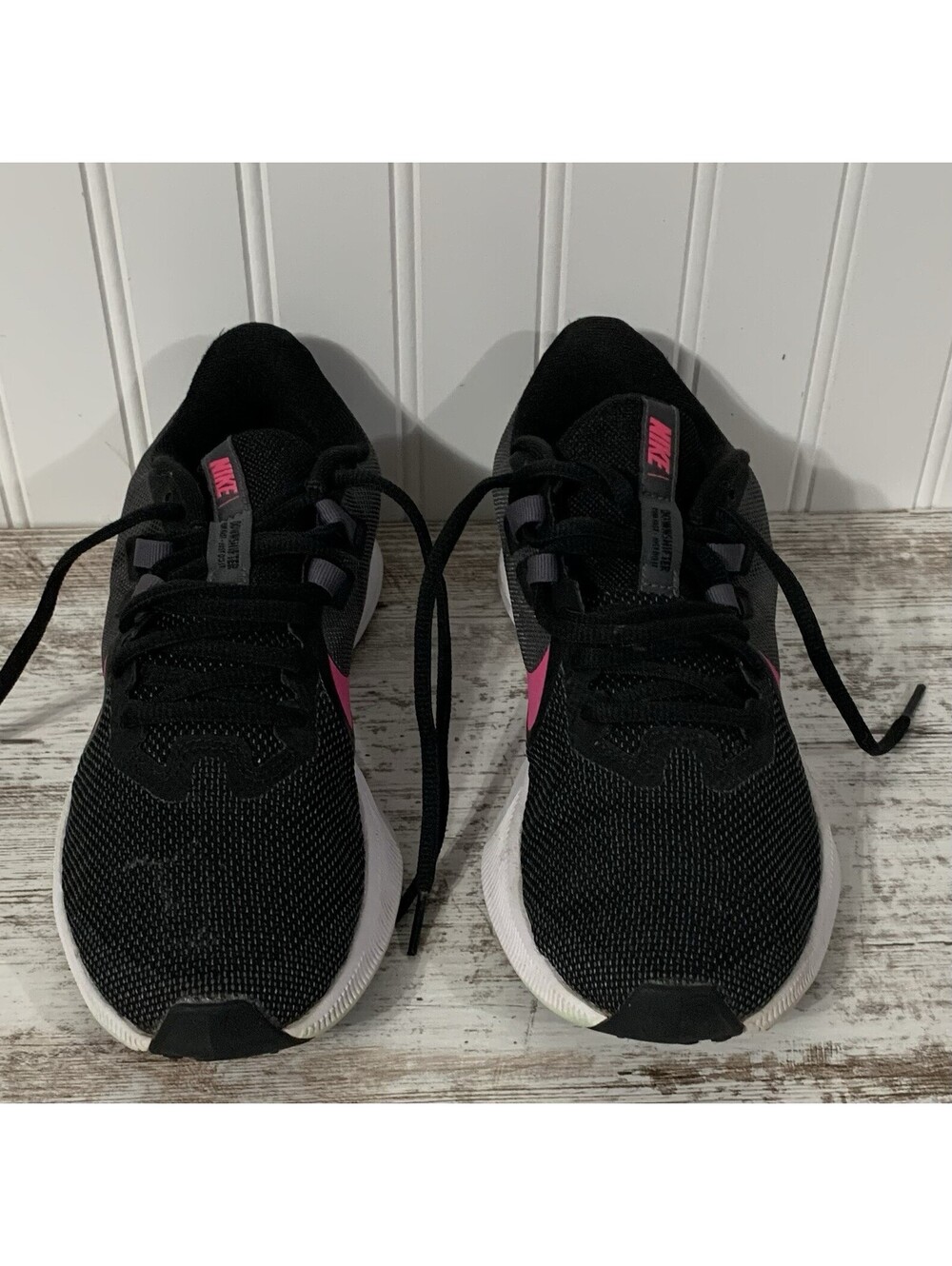 Nike Downshifter 9 Black Pink Women's Running Shoes Size 8.5 Sneaker T30